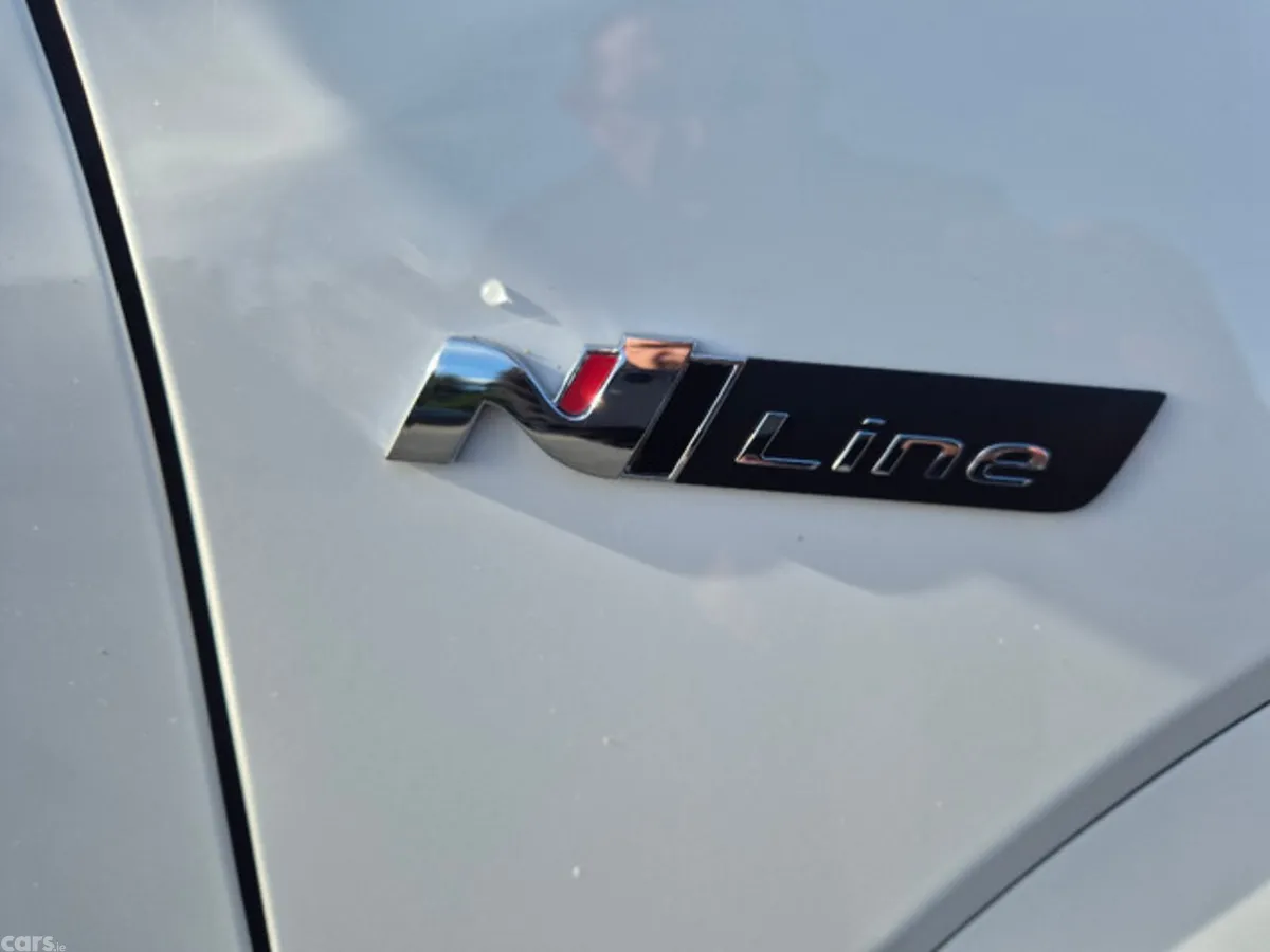 Hyundai KONA MPV, Petrol, 2023, White