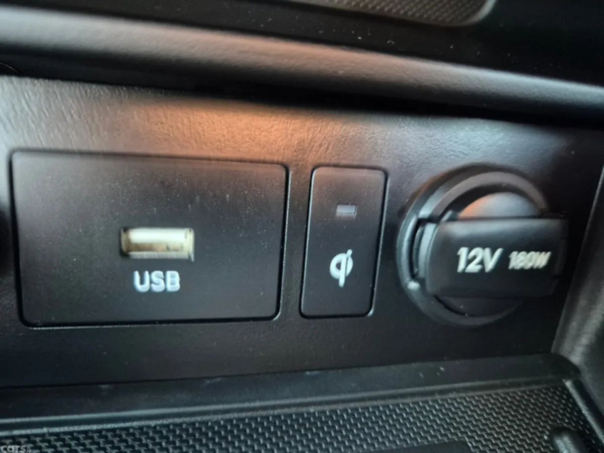 Hyundai KONA MPV, Petrol, 2023, White