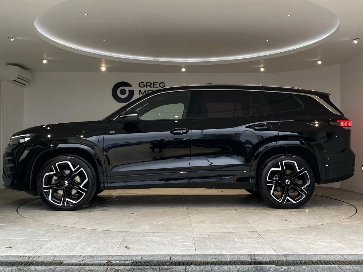 Volkswagen Tayron SUV, Petrol Hybrid, 2025, Black