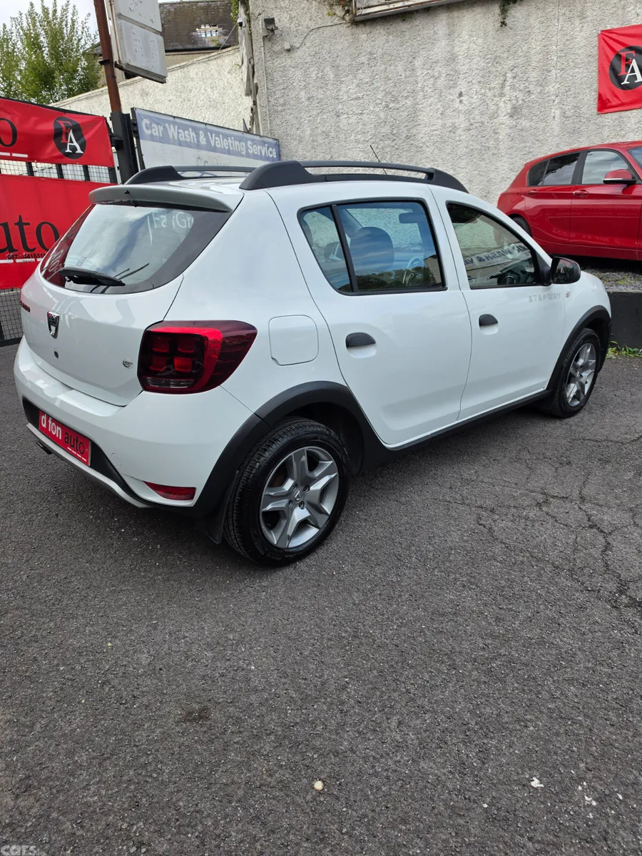 Dacia Sandero Stepway SUV, Petrol, 2017, White
