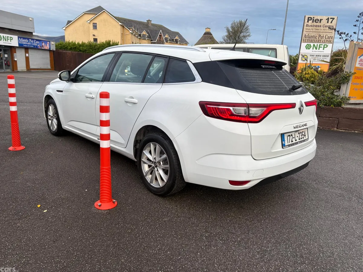 Renault Megane Estate, Diesel, 2017, White