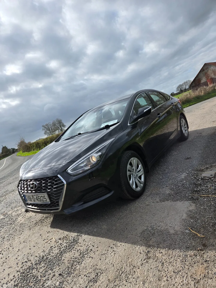 Hyundai i40 Saloon, Diesel, 2019, Black