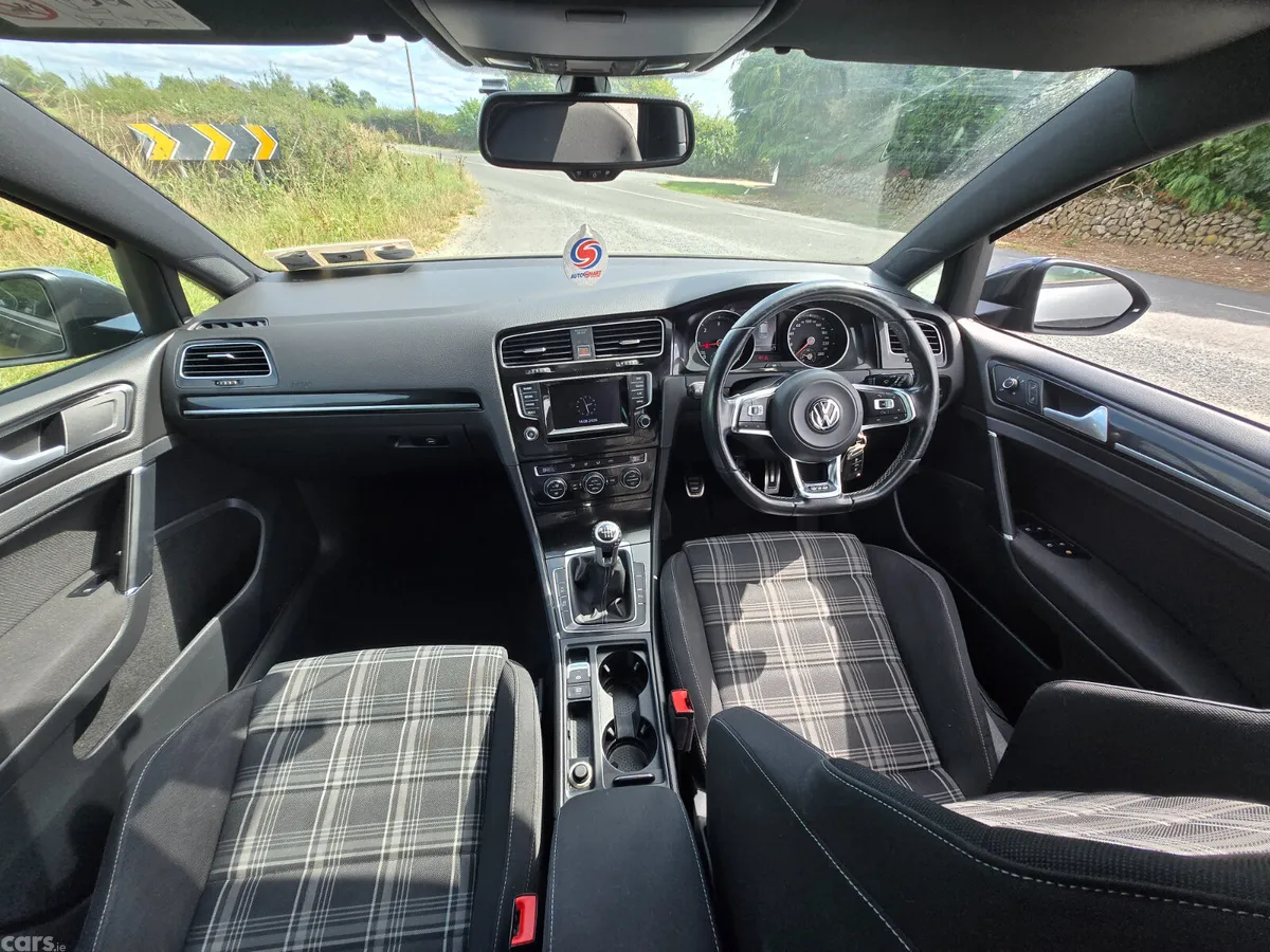 Volkswagen Golf Estate, Diesel, 2015, Grey