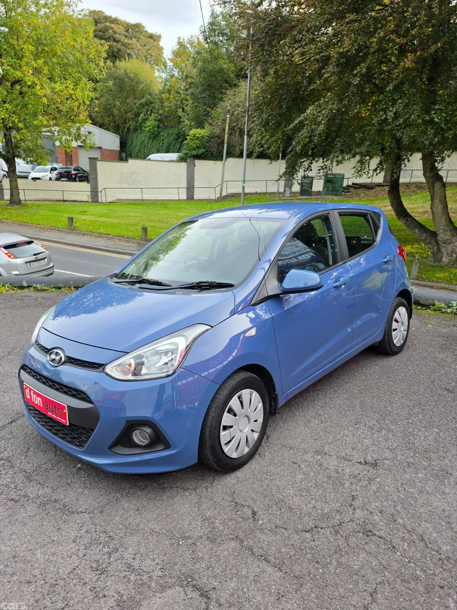 Hyundai i10 Hatchback, Petrol, 2016, Blue
