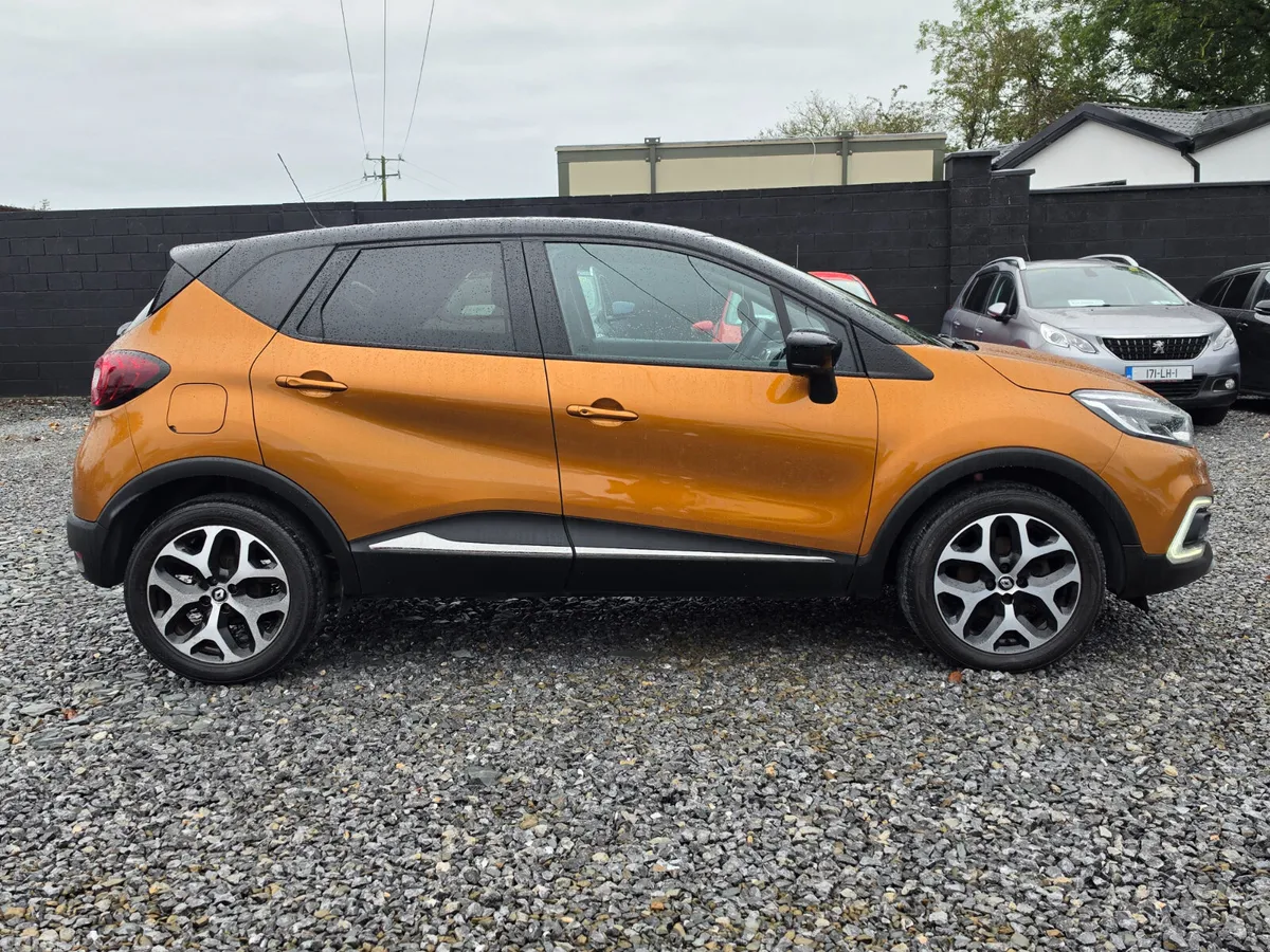 Renault Captur Hatchback, Diesel, 2017, Orange