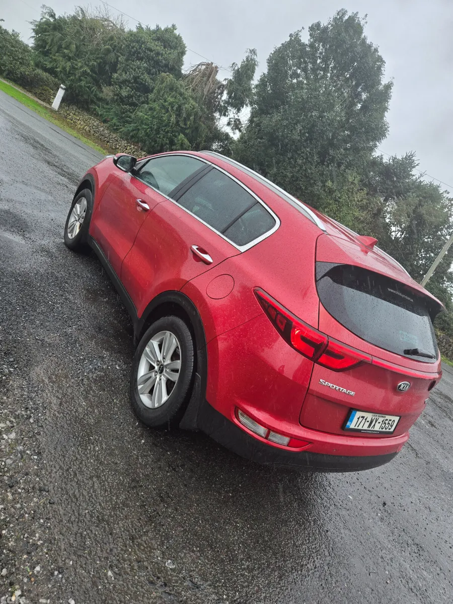 Kia Sportage SUV, Diesel, 2017, Red