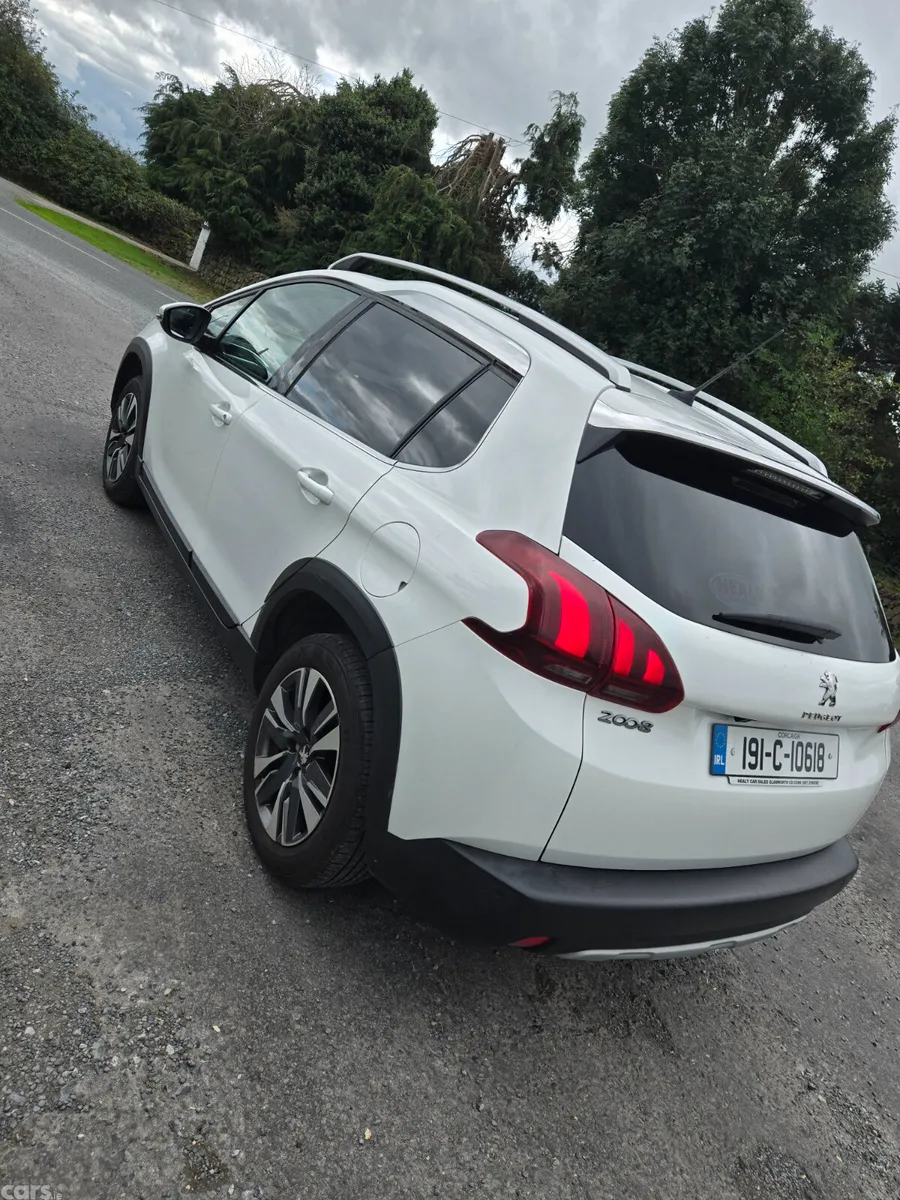 Peugeot 2008 Estate, Petrol, 2019, White