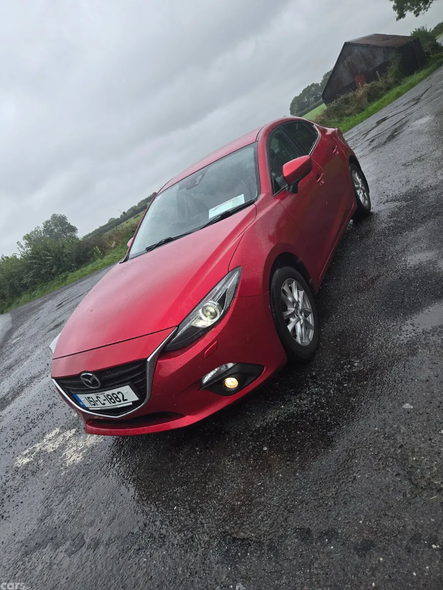 Mazda Mazda3 Saloon, Diesel, 2015, Red