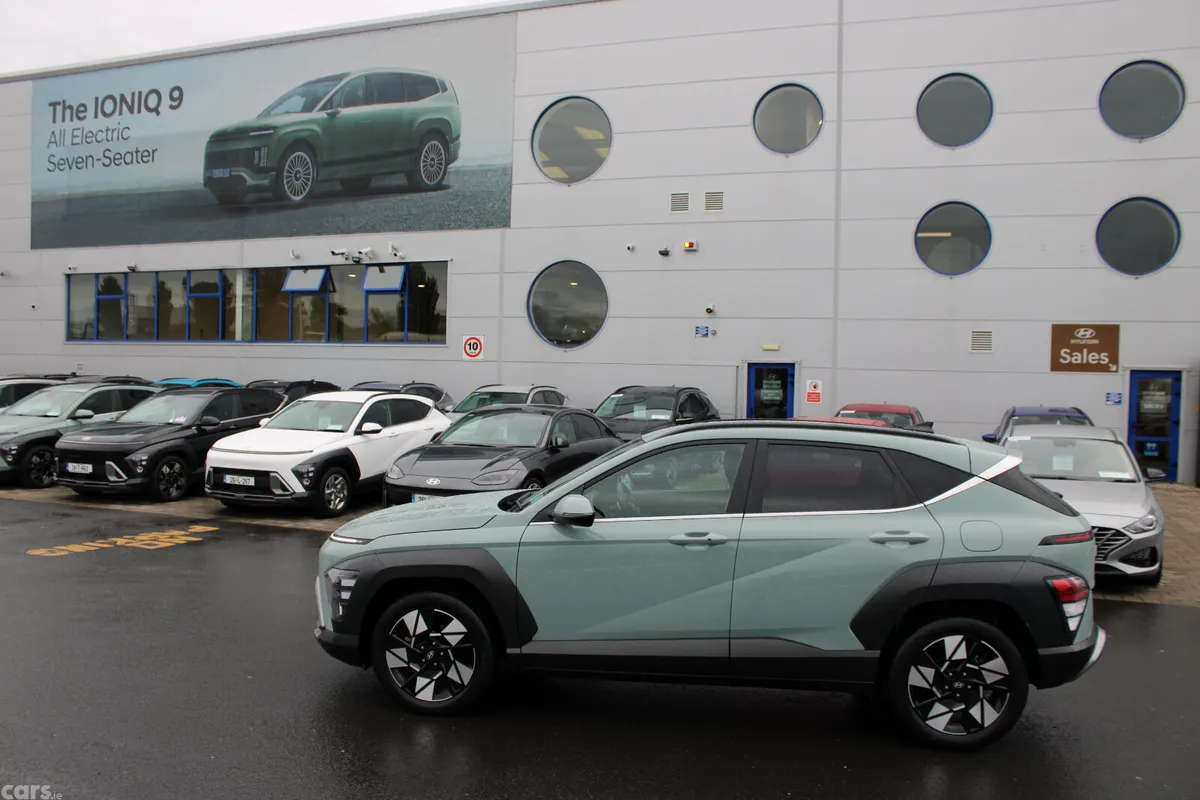 Hyundai KONA MPV, Petrol, 2024, Green