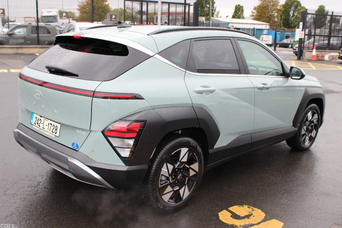 Hyundai KONA MPV, Petrol, 2024, Green