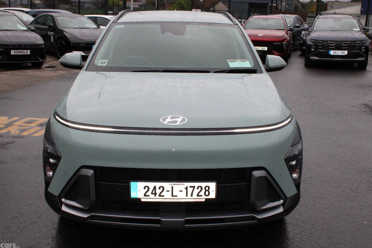 Hyundai KONA MPV, Petrol, 2024, Green