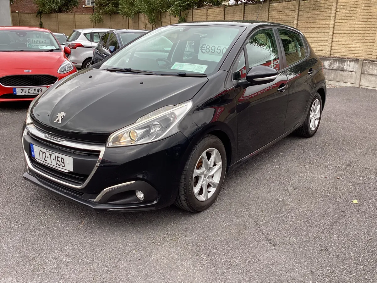Peugeot 208 Hatchback, Diesel, 2017, Black