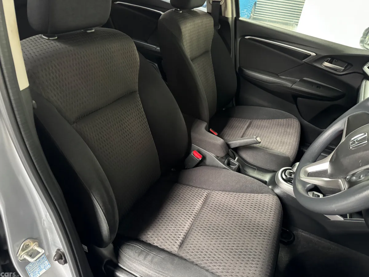 Honda Fit Hatchback, Petrol Hybrid, 2019, Silver