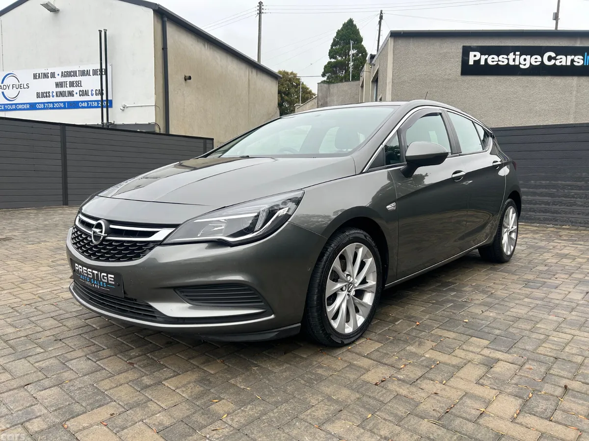 Opel Astra Hatchback, Diesel, 2017, Grey