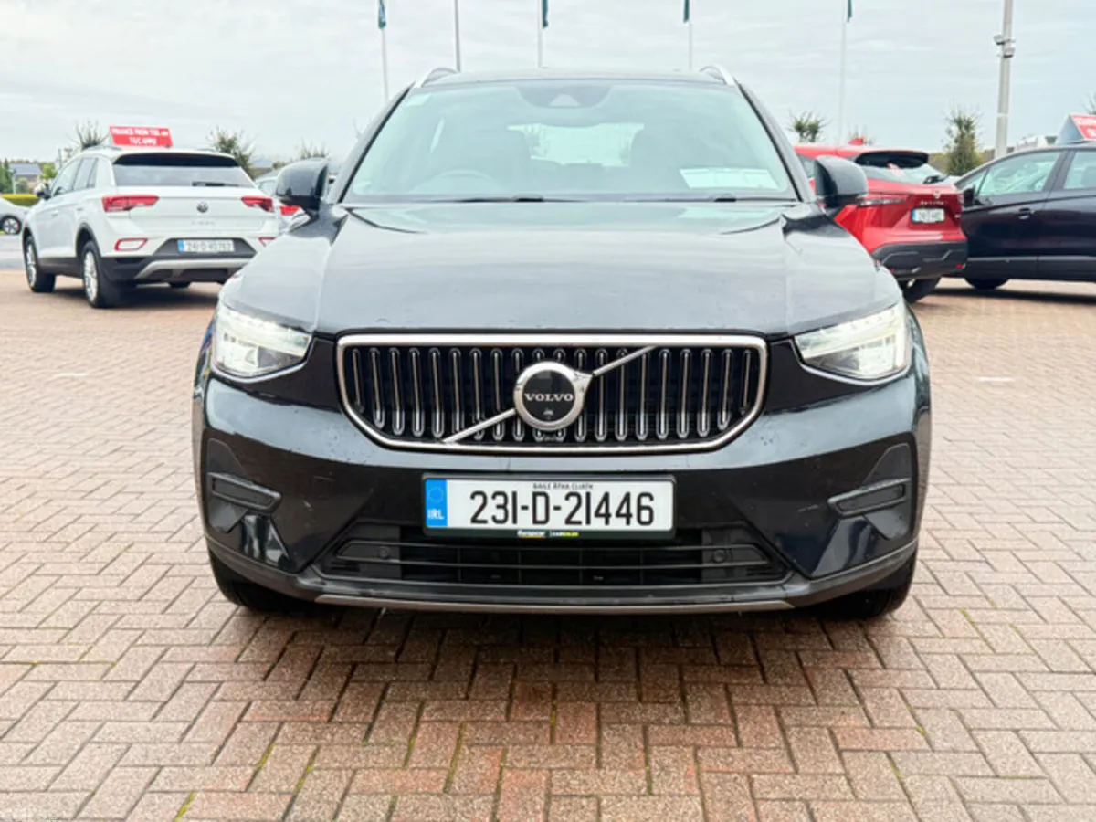 Volvo XC40 Estate, Petrol Plug-in Hybrid, 2023, Black