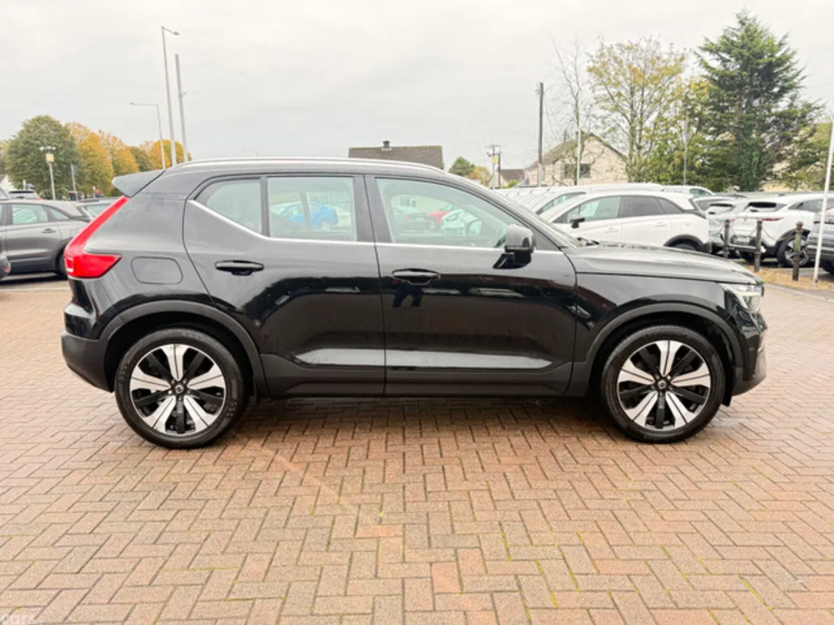 Volvo XC40 Estate, Petrol Plug-in Hybrid, 2023, Black