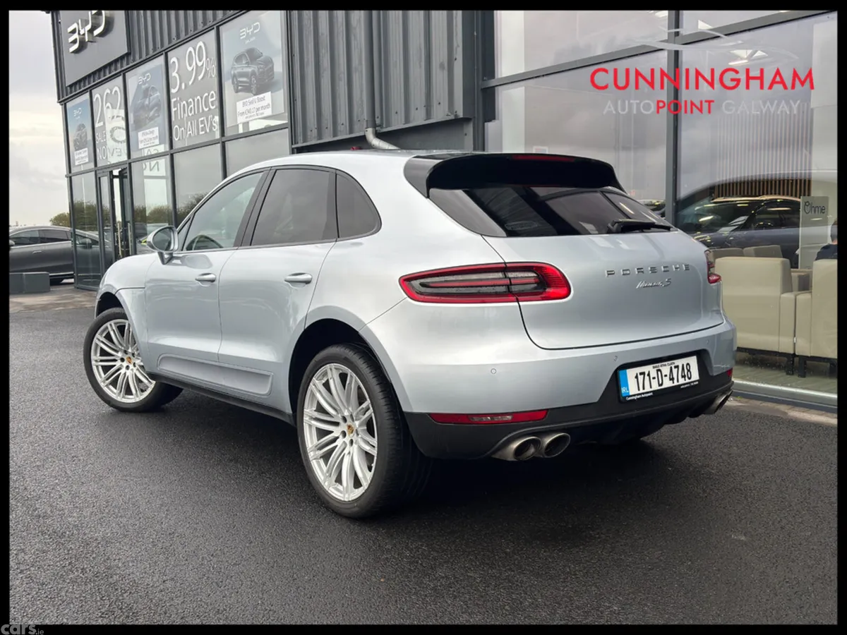 Porsche Macan SUV, Diesel, 2017, Silver