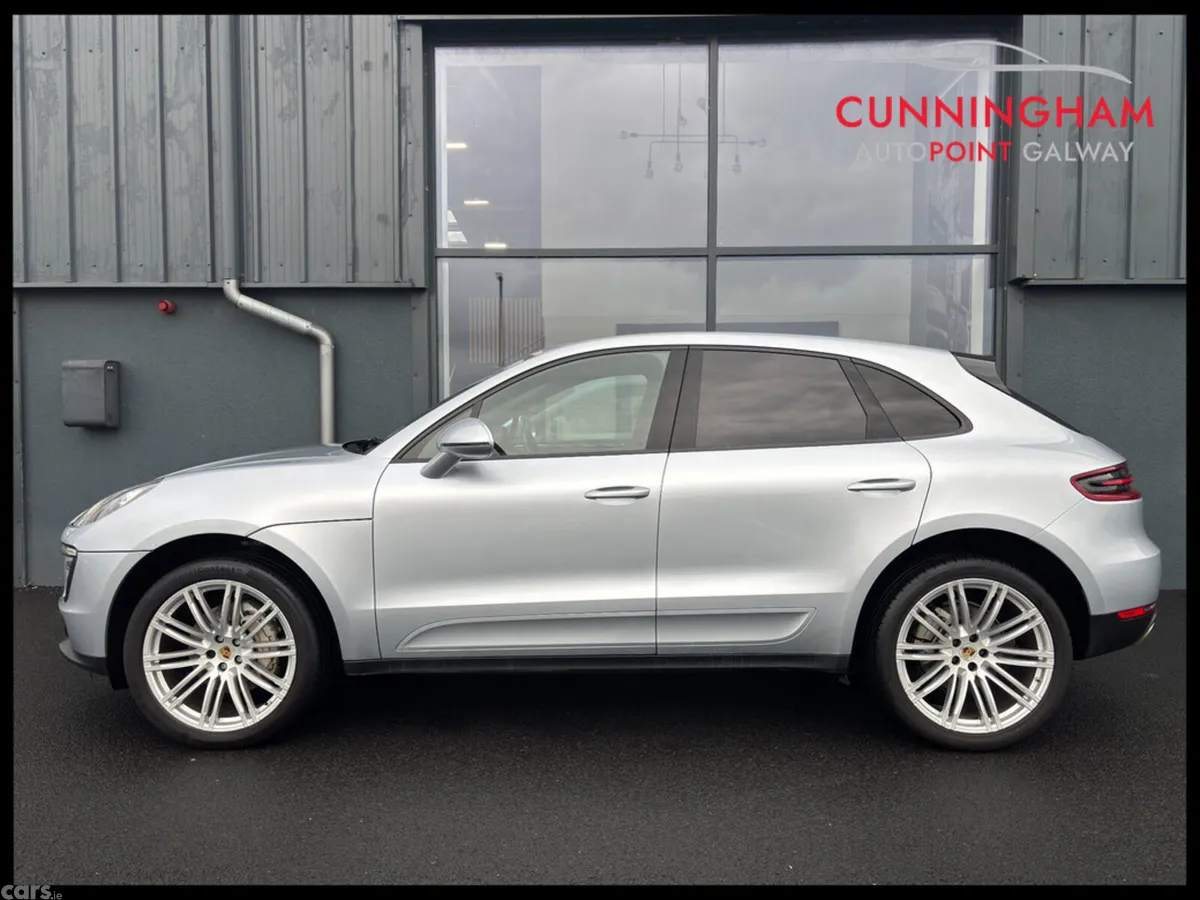 Porsche Macan SUV, Diesel, 2017, Silver