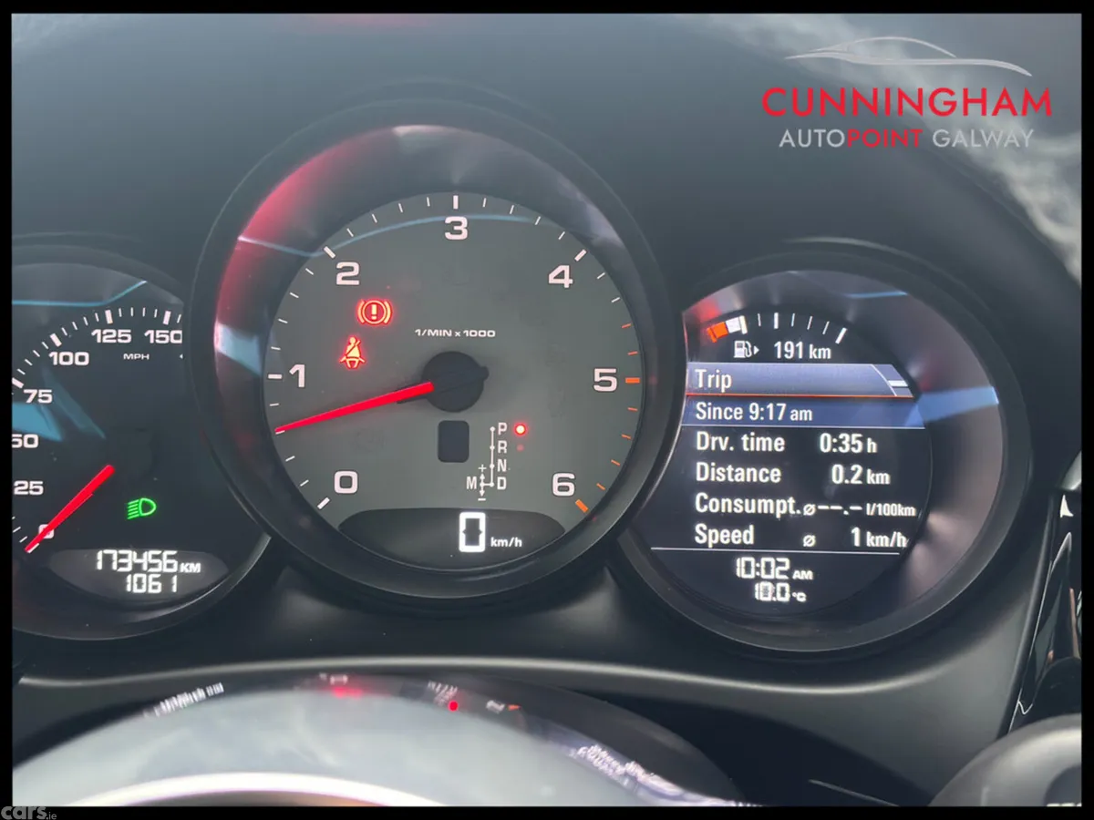 Porsche Macan SUV, Diesel, 2017, Silver