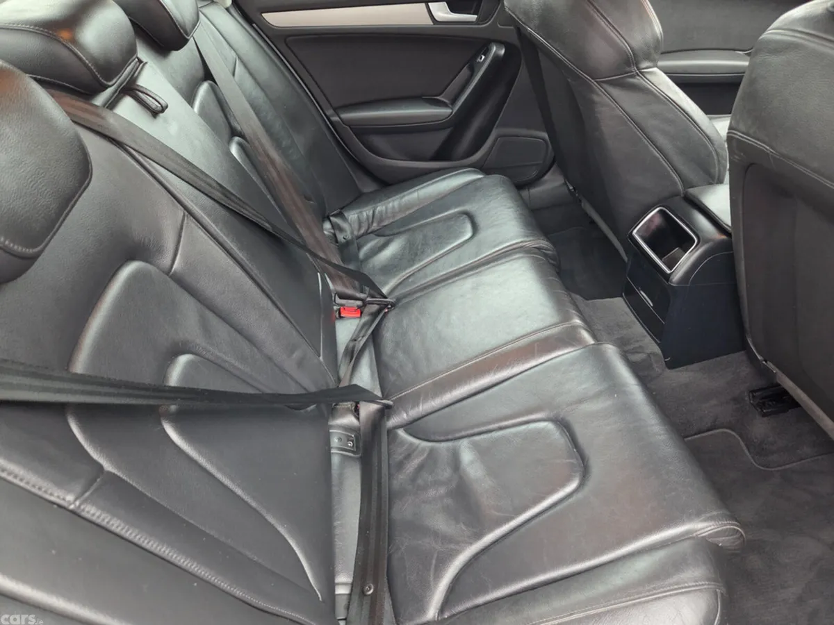 Audi A4 Saloon, Diesel, 2015, Grey