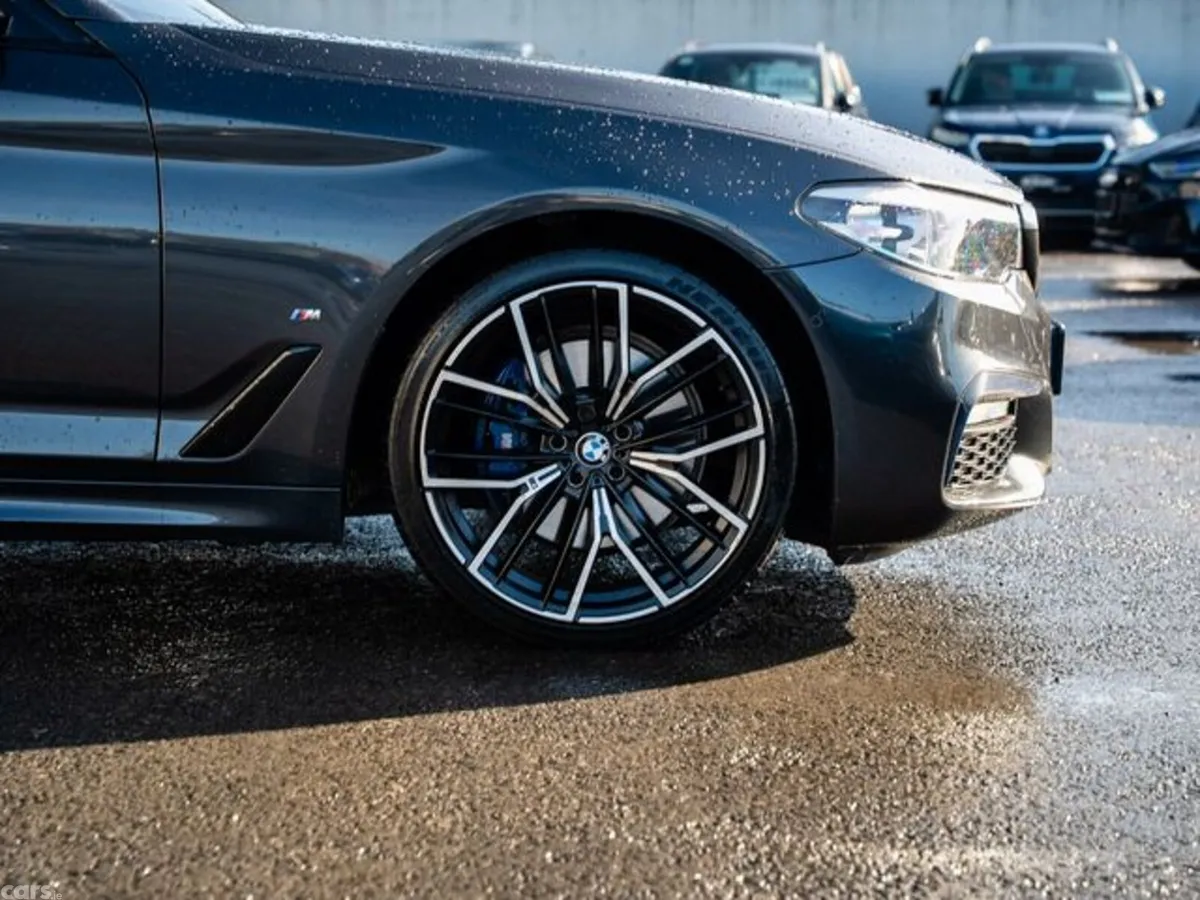 BMW 5-Series Saloon, Petrol Plug-in Hybrid, 2018, Grey