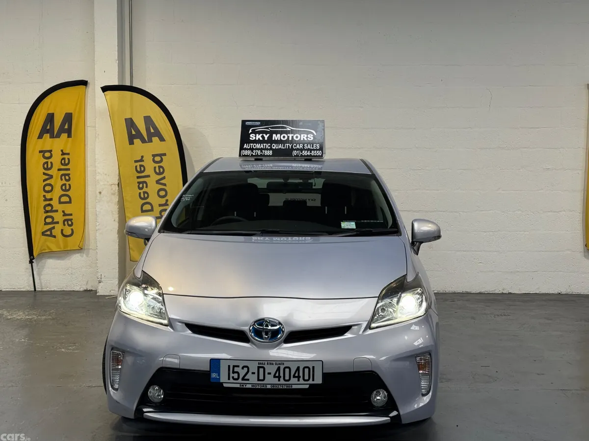 Toyota Prius Hatchback, Petrol Hybrid, 2015, Blue