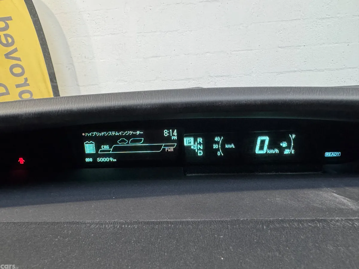 Toyota Prius Hatchback, Petrol Hybrid, 2015, Blue