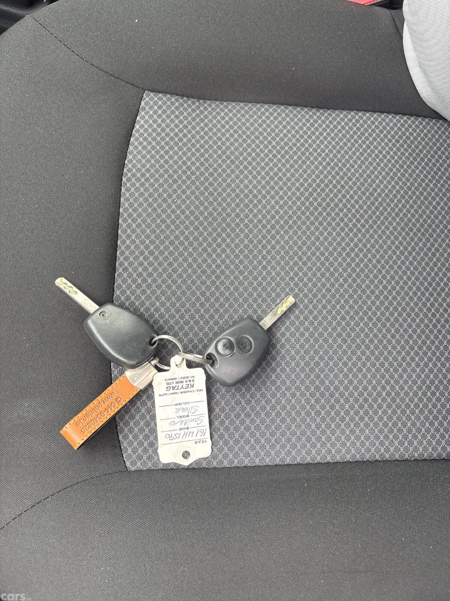 Dacia Sandero Hatchback, Petrol, 2016, Silver