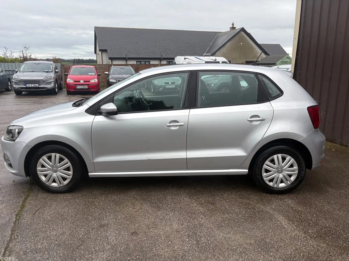 Volkswagen Polo Hatchback, Petrol, 2015, Silver