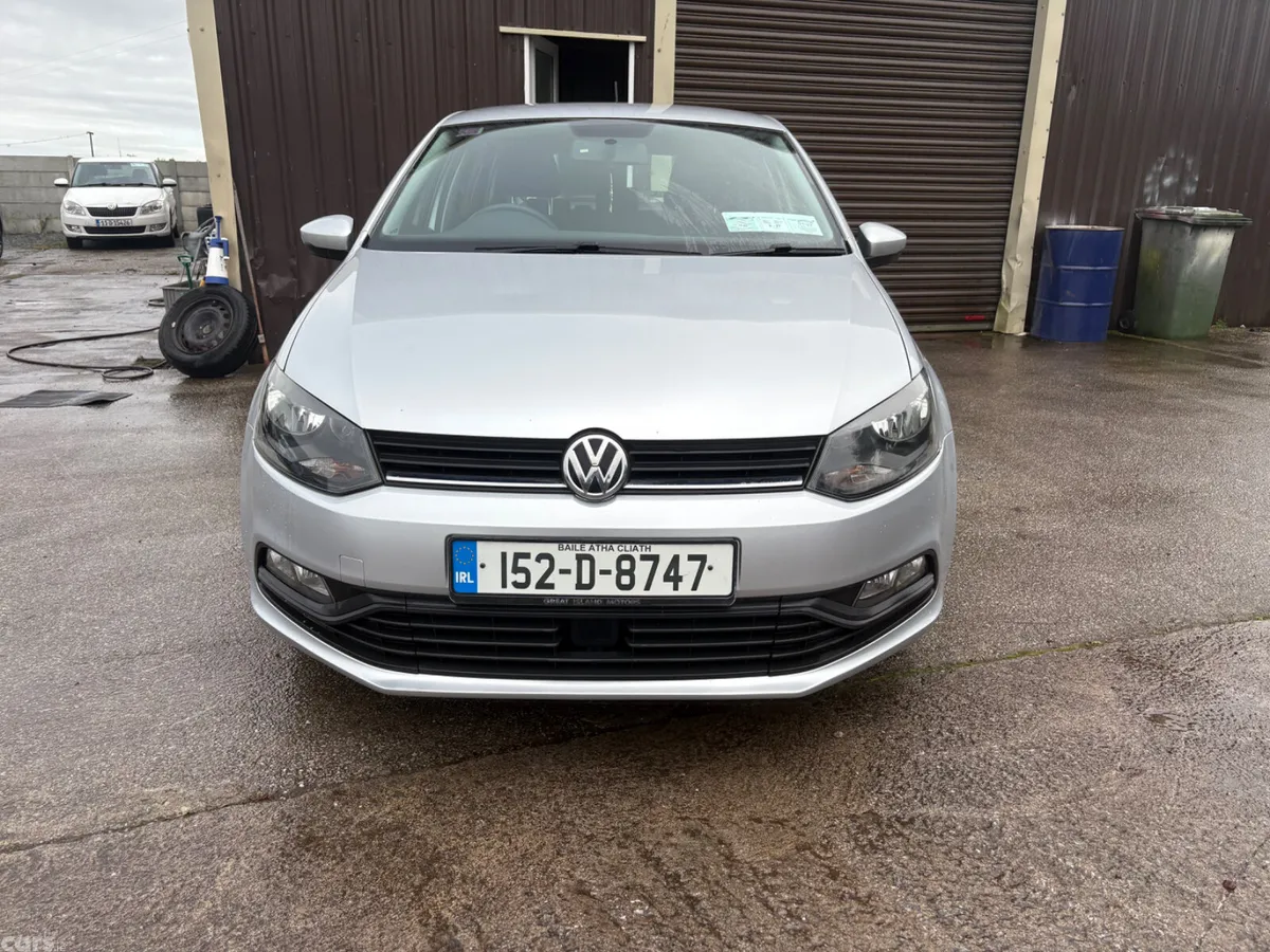 Volkswagen Polo Hatchback, Petrol, 2015, Silver