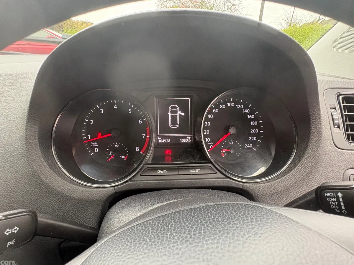 Volkswagen Polo Hatchback, Petrol, 2015, Silver