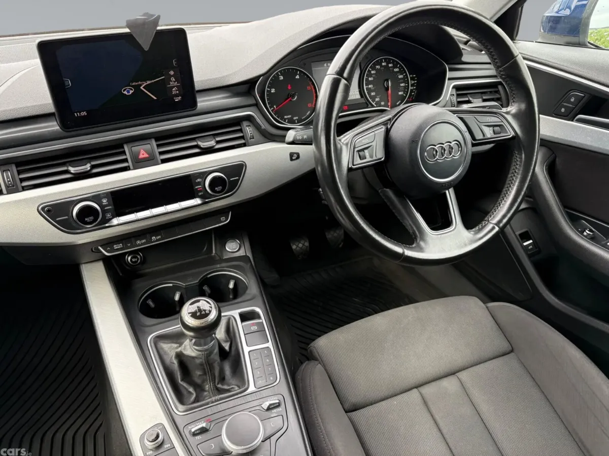 Audi A4 Saloon, Diesel, 2016, Blue