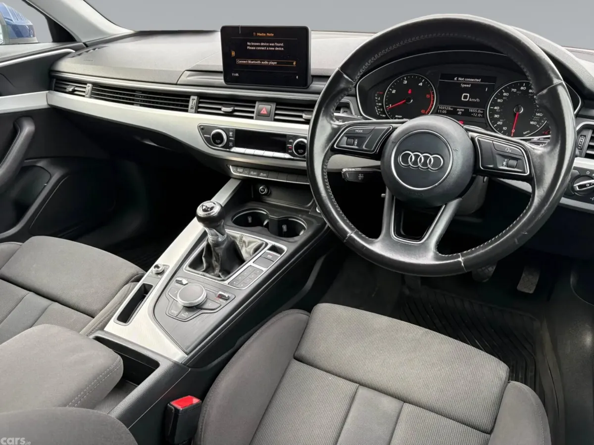 Audi A4 Saloon, Diesel, 2016, Blue