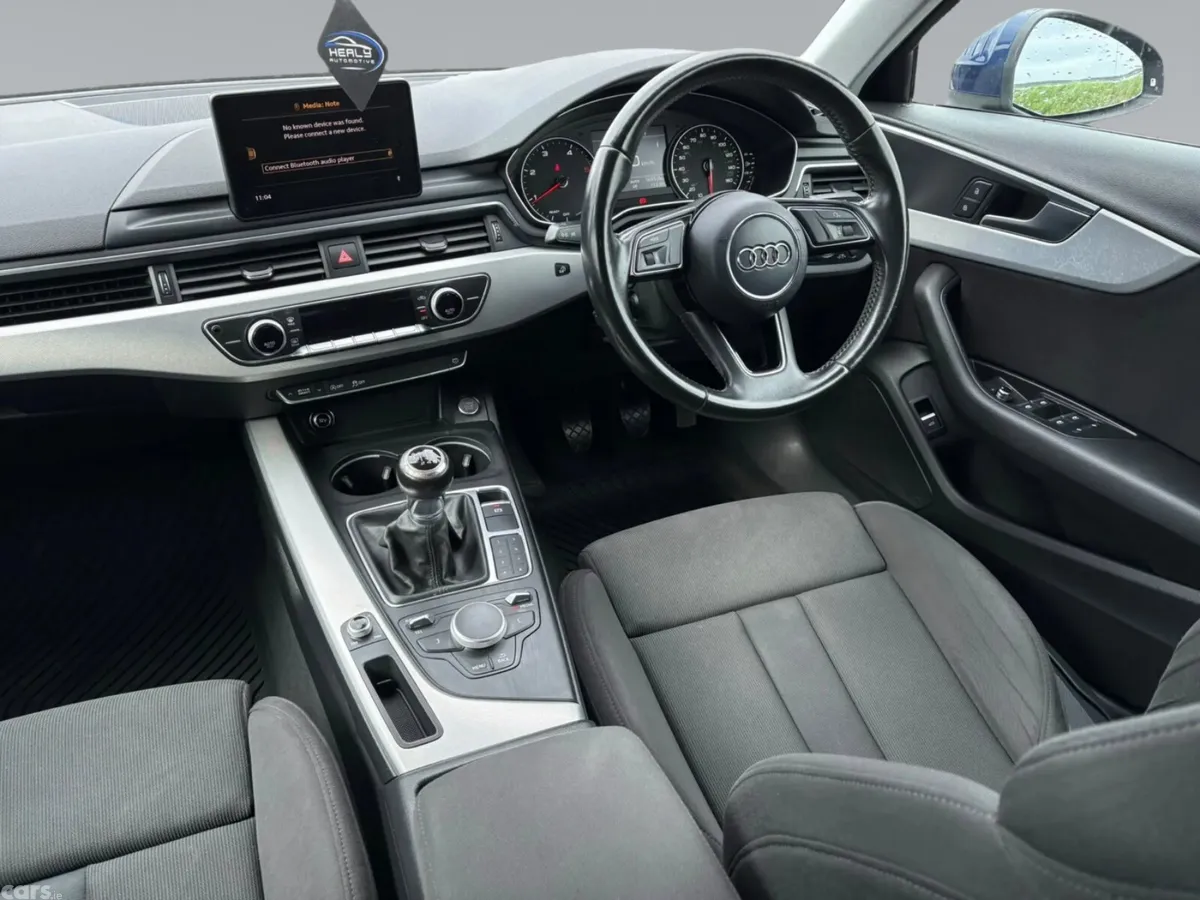 Audi A4 Saloon, Diesel, 2016, Blue