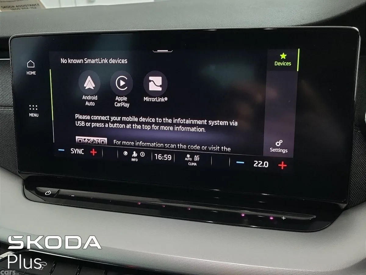 Skoda Octavia Saloon, Petrol, 2022, Red