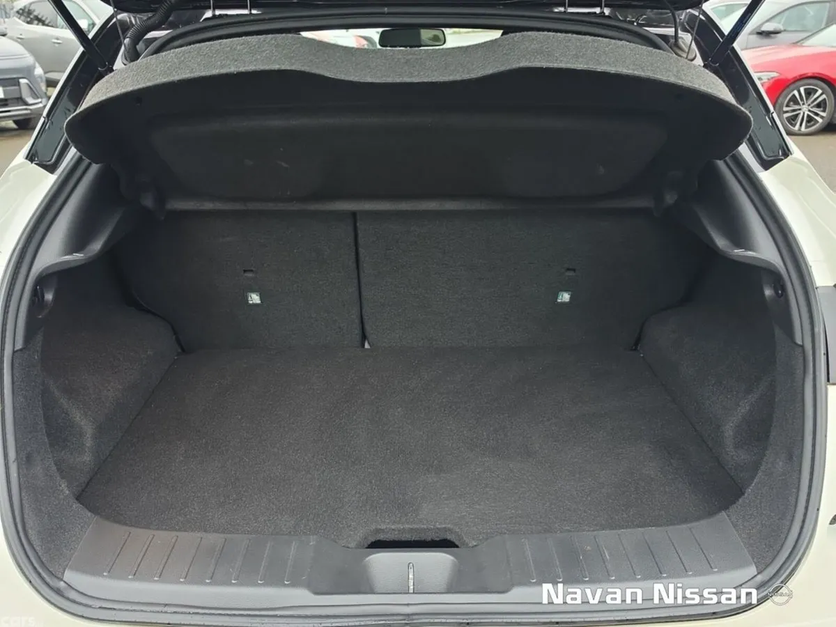 Nissan Juke SUV, Petrol, 2020, White