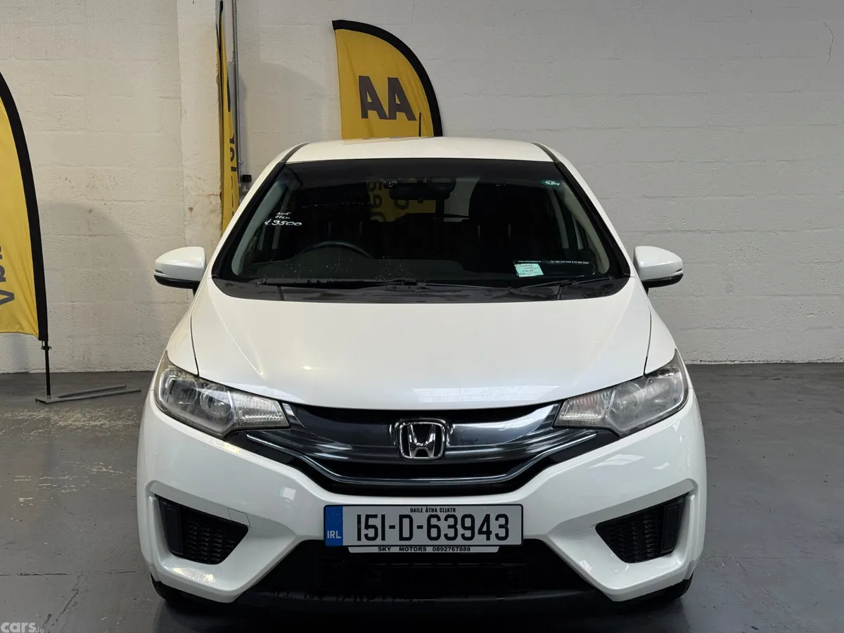 Honda Fit Hatchback, Petrol Hybrid, 2015, White