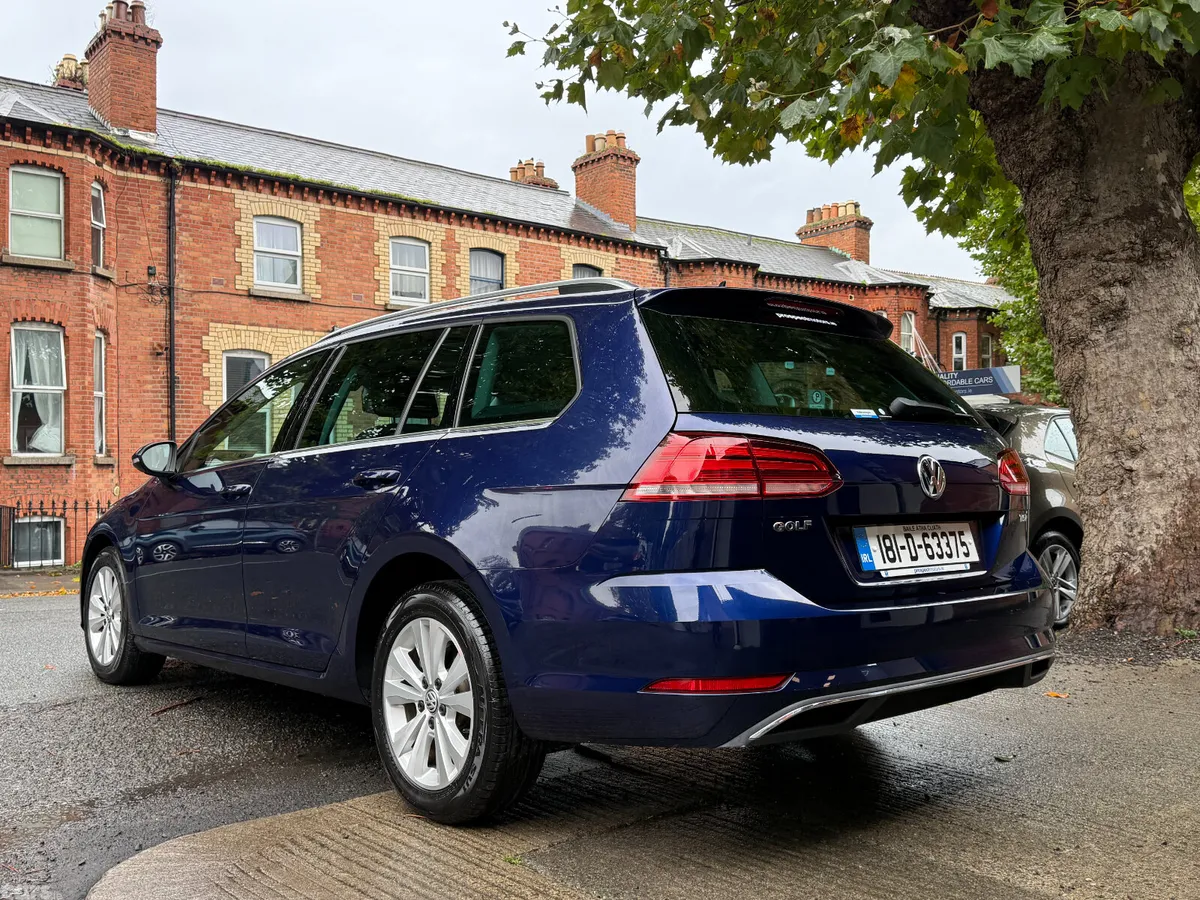 Volkswagen Golf Estate, Petrol, 2018, Blue