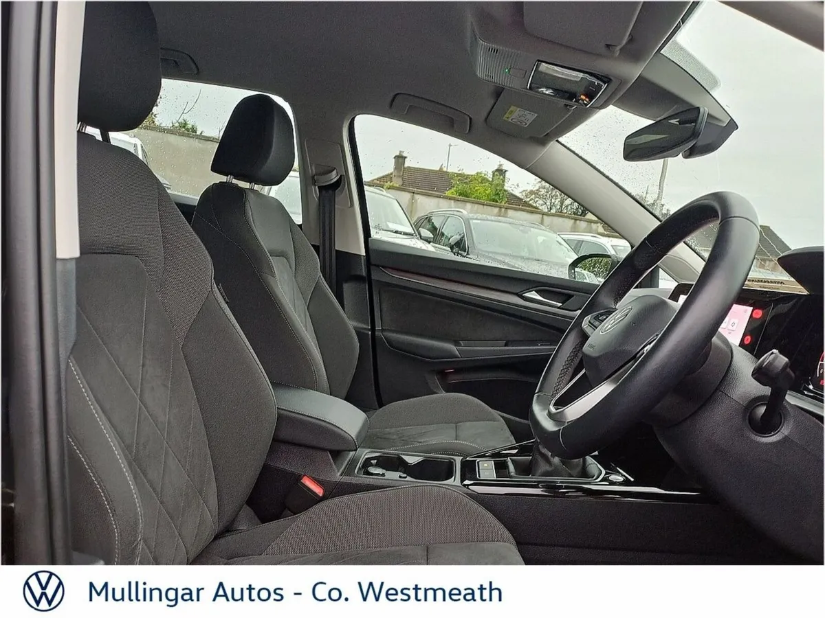 Volkswagen Golf Hatchback, Petrol, 2023, Black