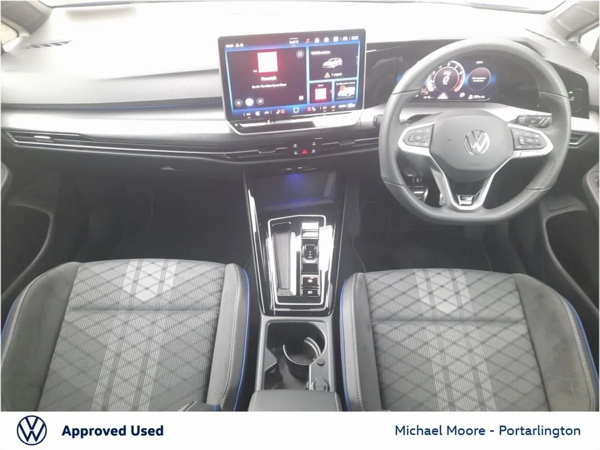 Volkswagen Golf Estate, Petrol, 2026, Blue