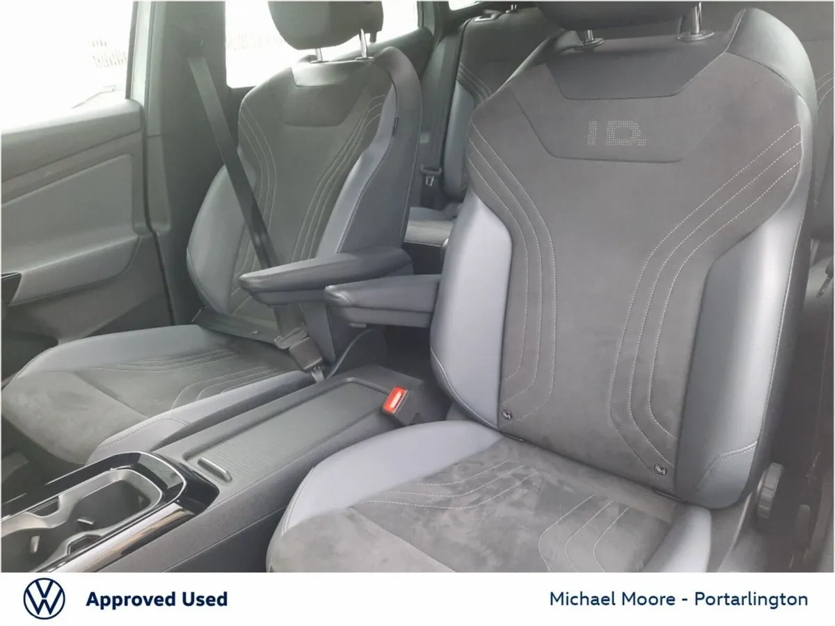 Volkswagen ID.4 Estate, Electric, 2023, Grey