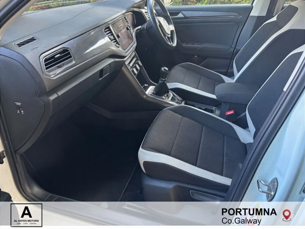 Volkswagen T-Roc SUV, Diesel, 2021, White