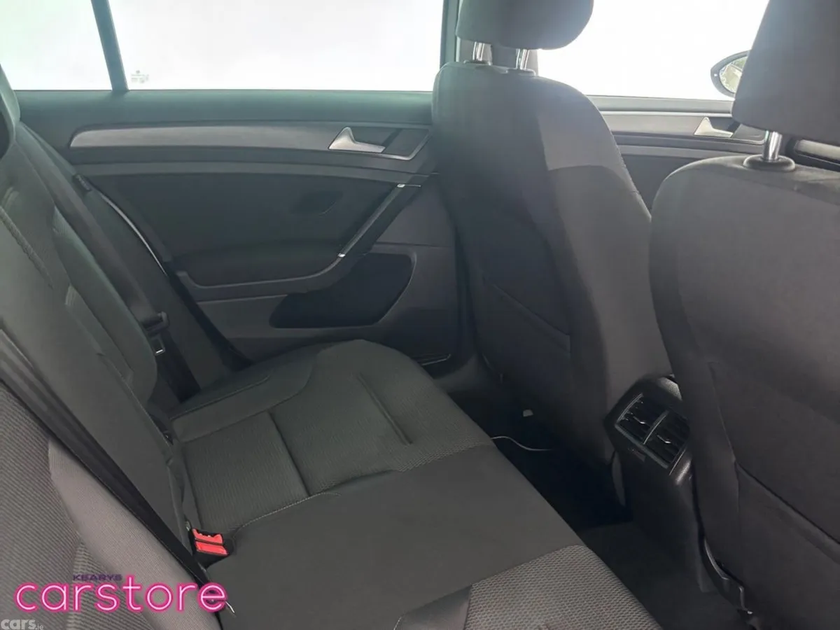 Volkswagen Golf Hatchback, Petrol, 2019, White