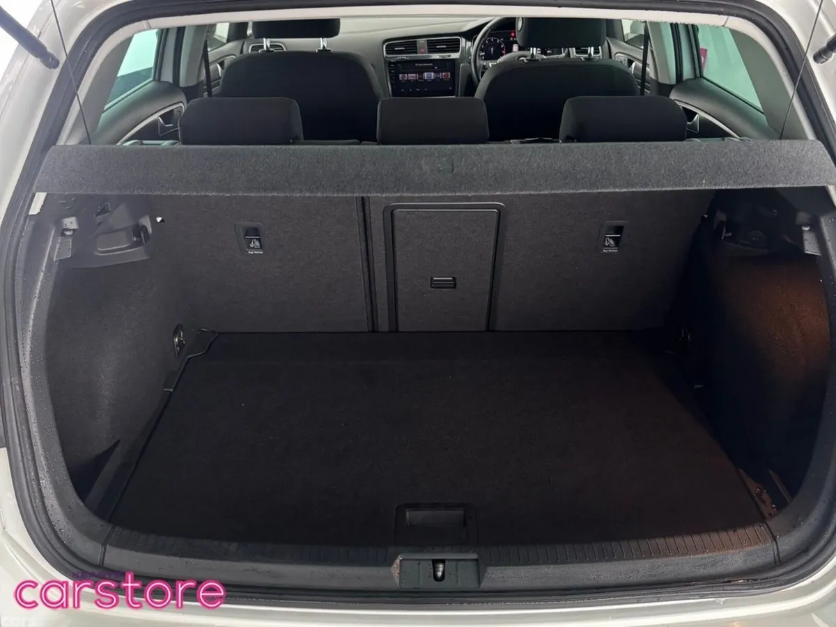 Volkswagen Golf Hatchback, Petrol, 2019, White