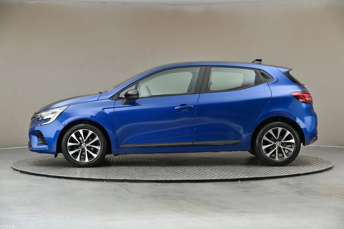 Renault Clio Hatchback, Petrol, 2023, Blue