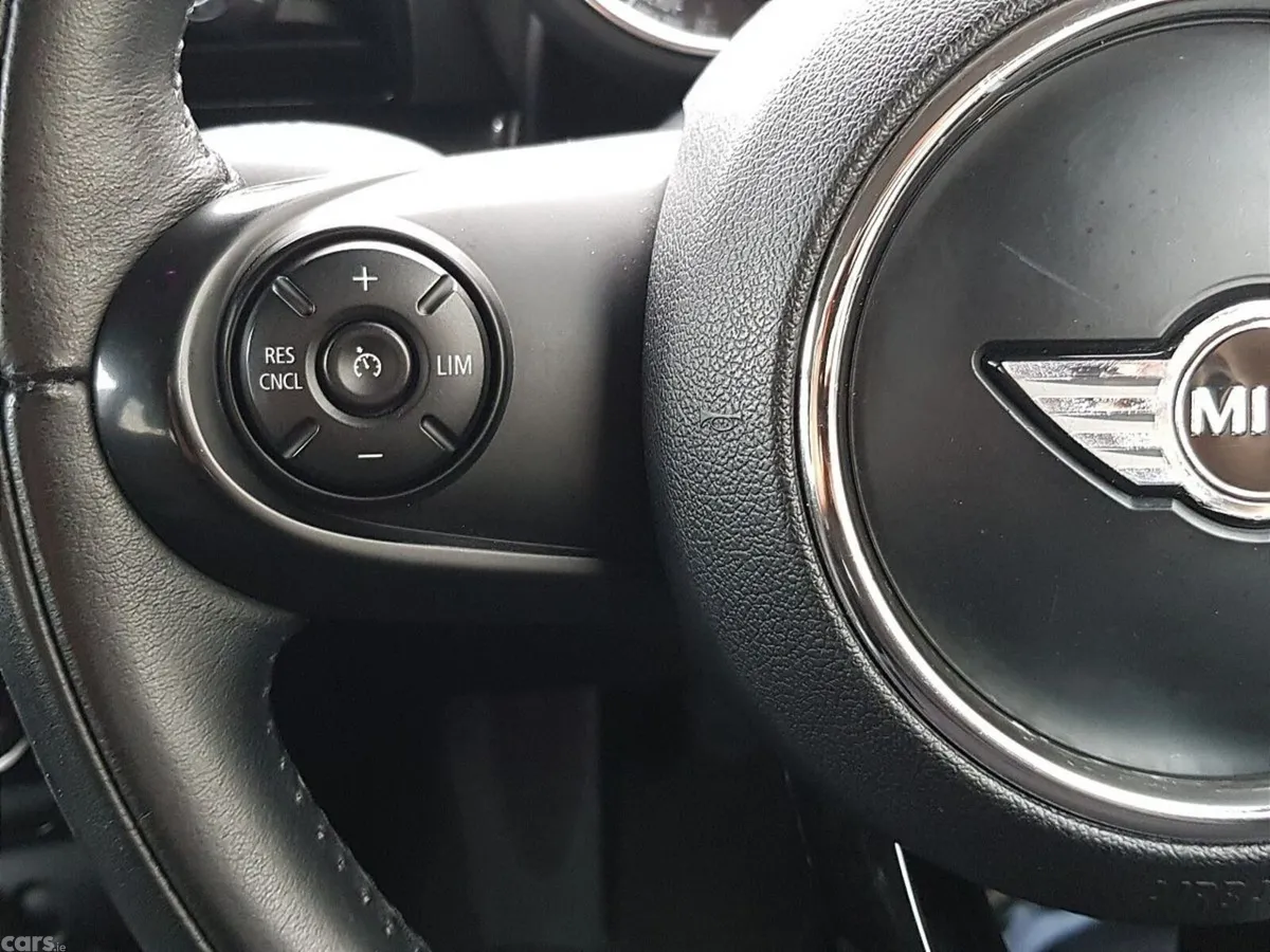 Mini Clubman Hatchback, Petrol, 2016, White