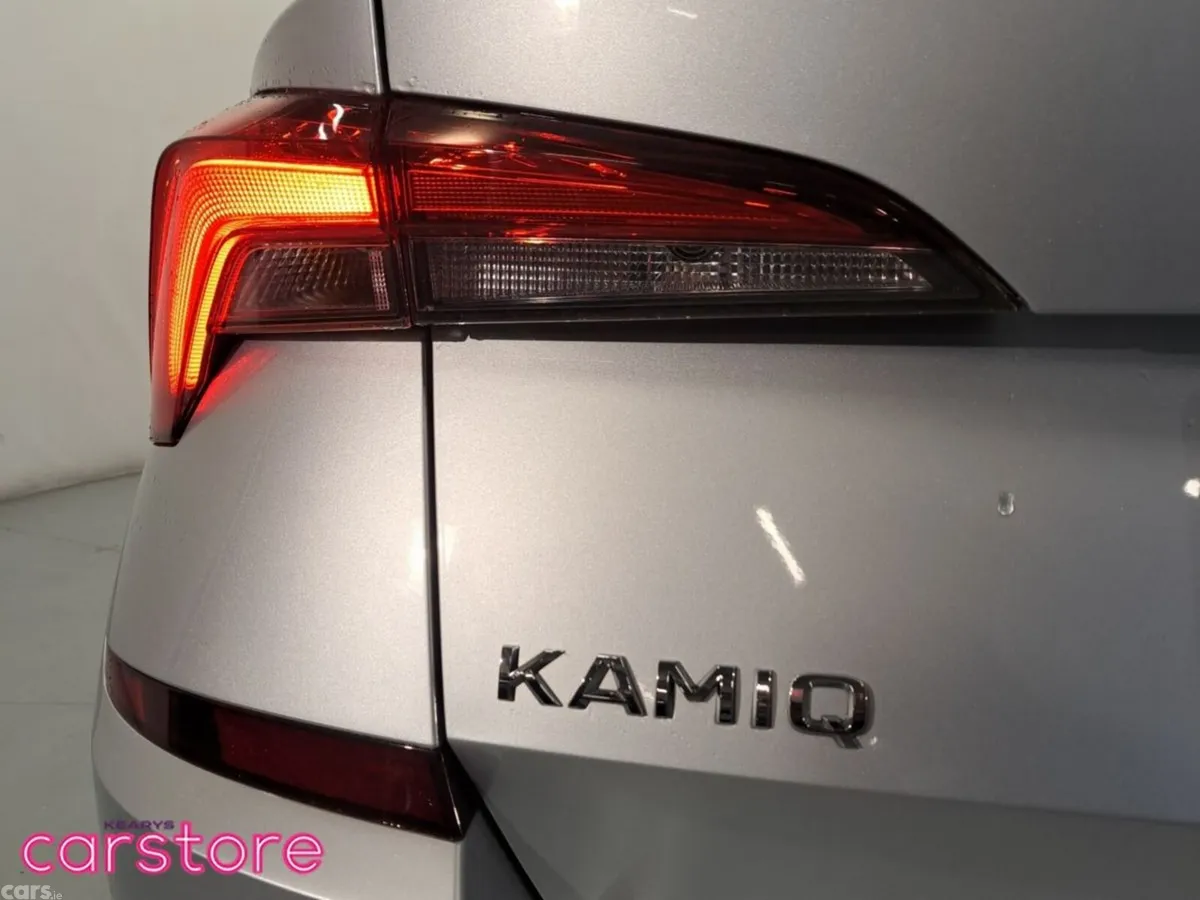 Skoda Kamiq Hatchback, Petrol, 2022, Grey