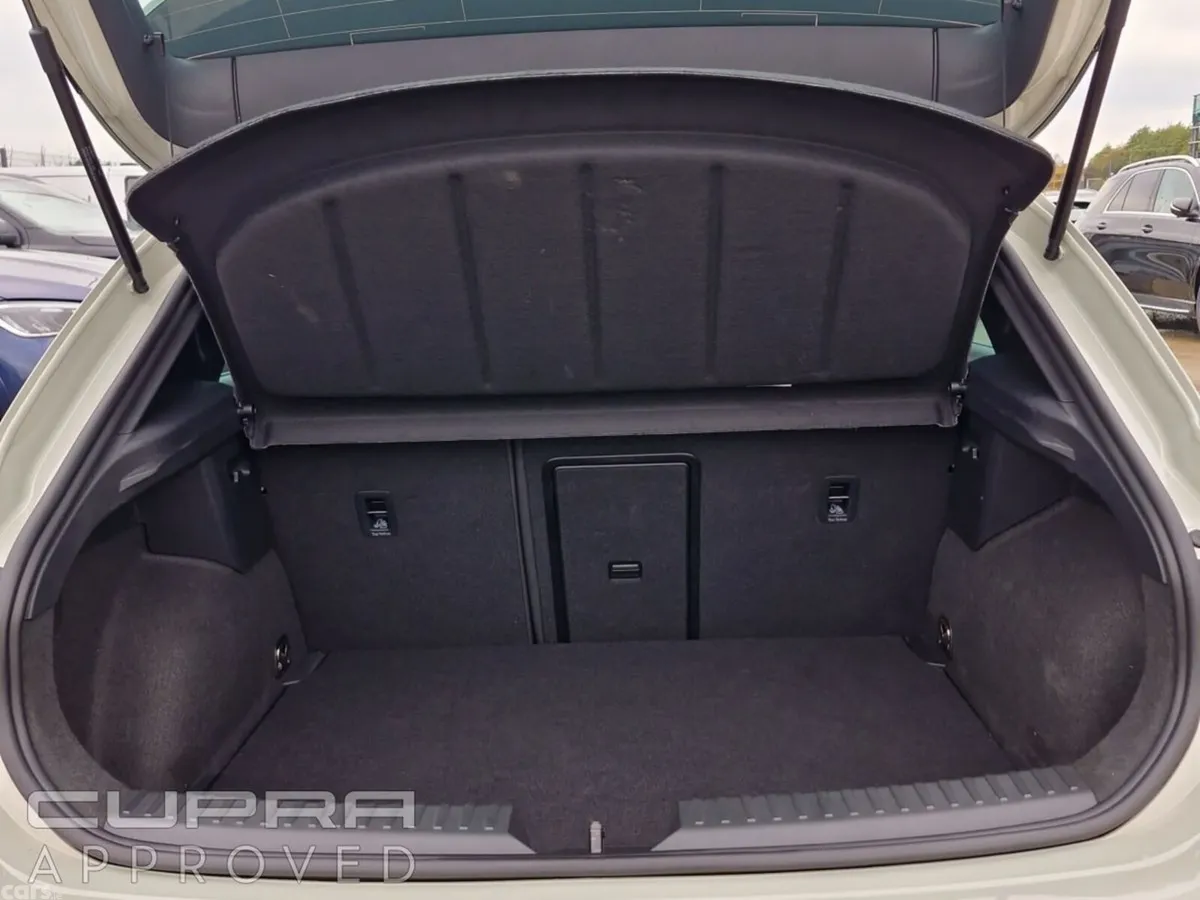 Cupra Leon Hatchback, Diesel, 2026, Grey
