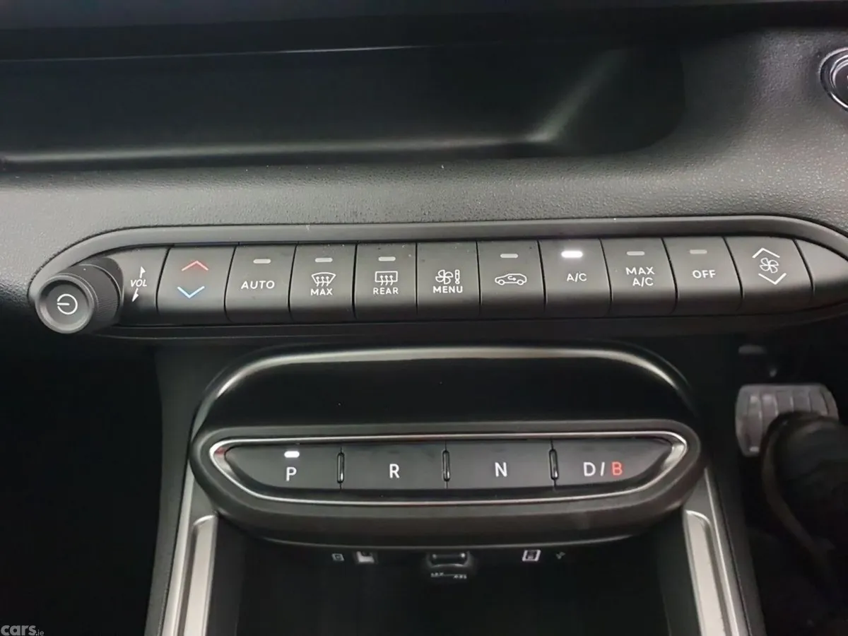Jeep Avenger SUV, Electric, 2025, Grey