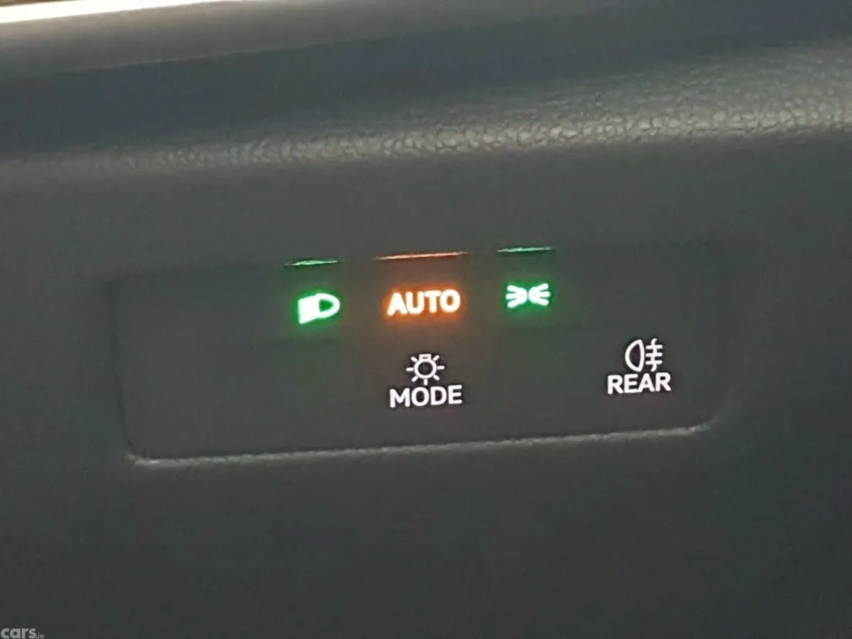 Skoda Superb Estate, Petrol Plug-in Hybrid, 2026, White